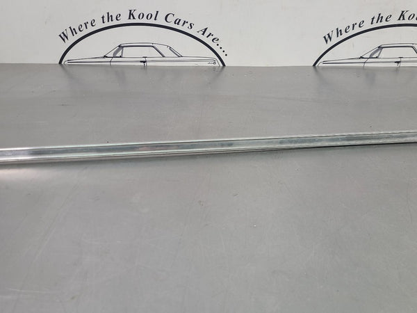 1970 Chevrolet Impala 2 Door Quarter Panel Moulding Trim Strip, Left LH Side2