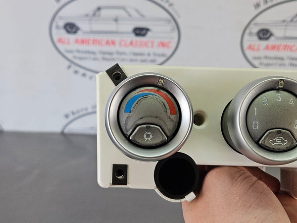 2003-06 Chevy SSR A/C AC Temp Temperature Control Unit - OEM1