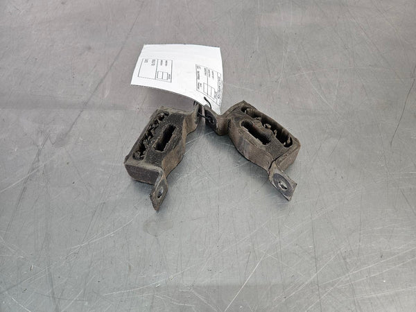 1997-04 C5 Corvette Rubber Exhaust Hanger Pair, Factory OEM GM0