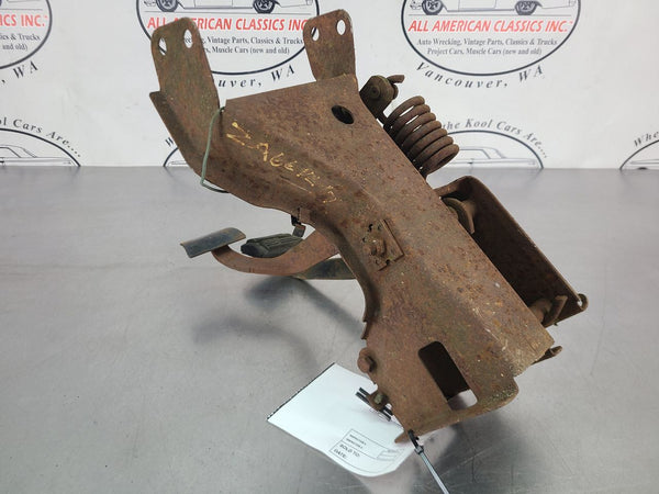 1976-80 Mopar F-Body 4-Speed Manual Clutch Pedals Box Assembly - OEM8