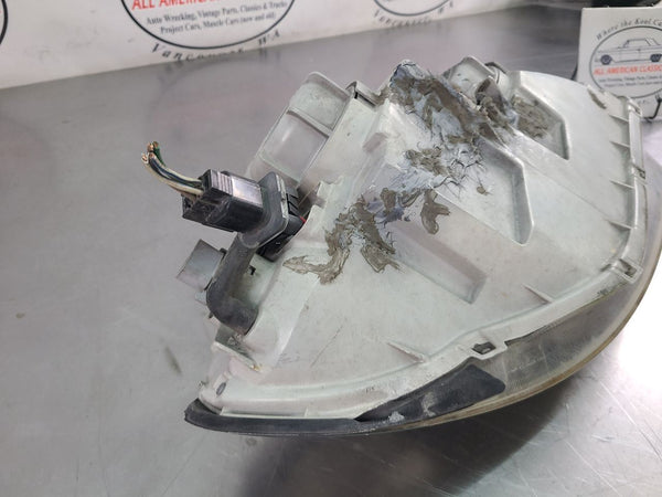 2004-06 GTO Drivers Side LH Front Headlight Assembly, Foggy, Tab/Housing Damage!18