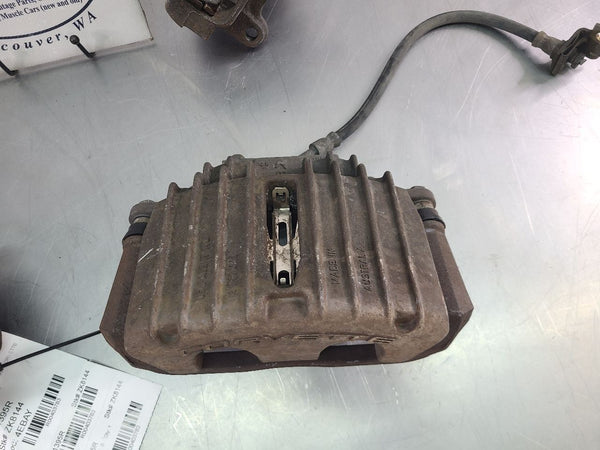 1997-04 C5 Corvette Base Brake Caliper Complete Set w/ Brackets - OEM4