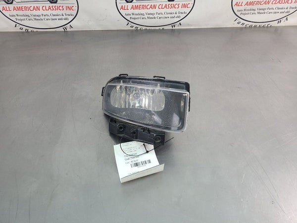 2005-13 C6 Corvette Passenger Right Front Fog Light / Park Lamp, #25942592 - OEM0