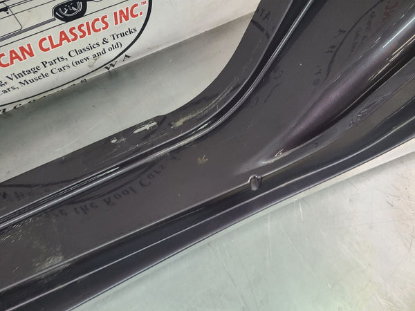 1997-04 C5 Corvette Left Side Rocker Aperture Panel Moulding, Purple Pearl 95U7