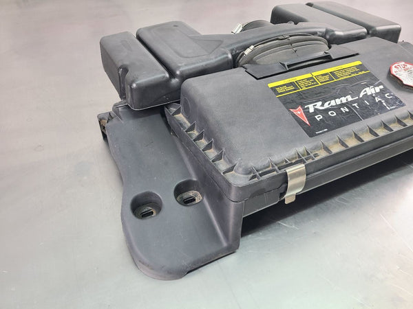 1998-02 Camaro / Firebird 5.7L Ram Air Intake Air Cleaner Assembly - OEM8