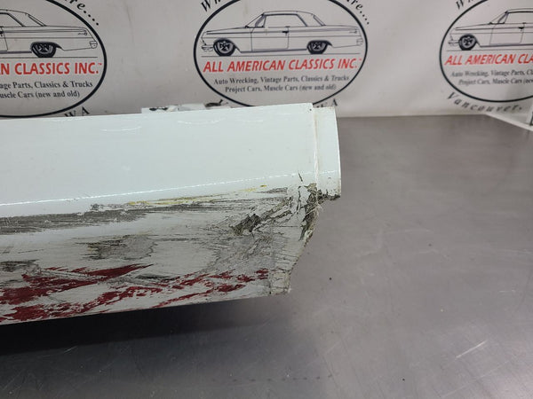 1997-04 C5 Corvette Right Side Rocker Aperture Panel Moulding, Speedway White21