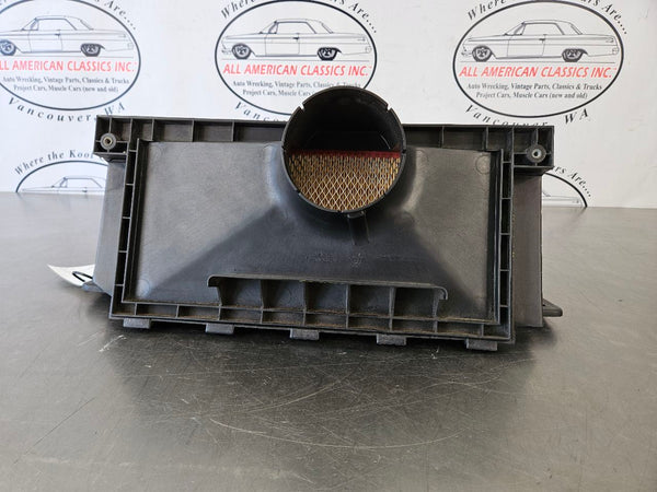 2003-06 Chevy SSR Factory Air Cleaner Box Housing Assembly - OEM4