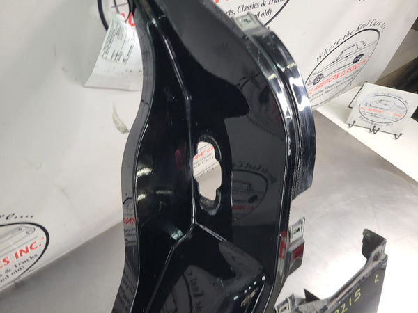 1997-04 C5 Corvette Left Side Rocker Aperture Panel Moulding, Black2