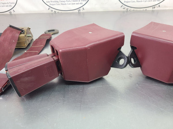 1988-94 GMC Chevy Truck Extended Cab Rear Seat Belt Set, Red - OEM11