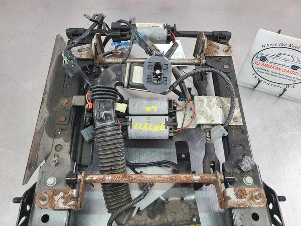 2004-09 Cadillac XLR Left Driver Side Power Seat Track Assembly w/ Motors2