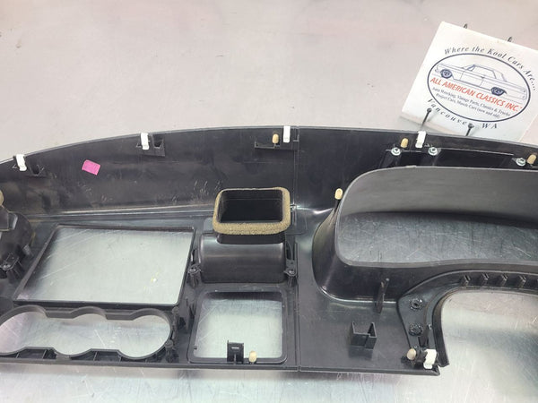 2005-07 Ford F250SD Front Dash Instrument Cluster / Radio Bezel Trim Surround11