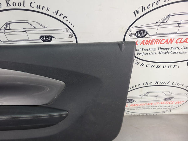 2010-15 Camaro SS Silver Door Trim Panel Pair w/ Ambient Lighting - OEM3