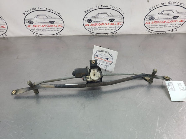 2003-07 Hummer H2 Windshield Wiper Motor Linkage Assembly - OEM7