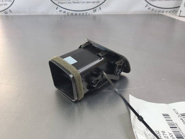 2002-05 Ford Thunderbird Front Dash A/C Vent Assembly, Left Driver Side LH - OEM2