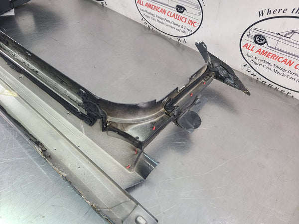 2004-09 XLR Left Driver Side Rocker / Aperture Panel Moulding, Gray - OEM23