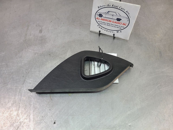 2004-09 Cadillac XLR Passenger Side RH Dash End Cap Trim Bezel Panel - OEM0
