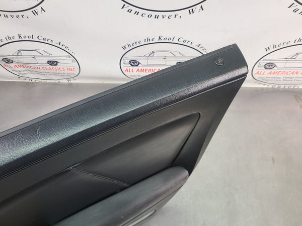 2004-09 Cadillac XLR Right Passenger Side Door Trim Panel, Black / Woodgrain13