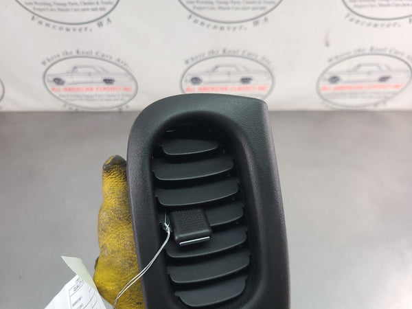 2005-13 C6 Corvette Right Passenger Side Dash Vent Assembly, #10323198, RH - OEM1