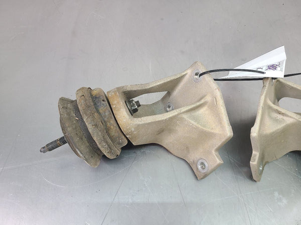 1997-04 C5 Corvette LS1 Engine Mount / Motor Stand Pair, LH/RH - OEM1