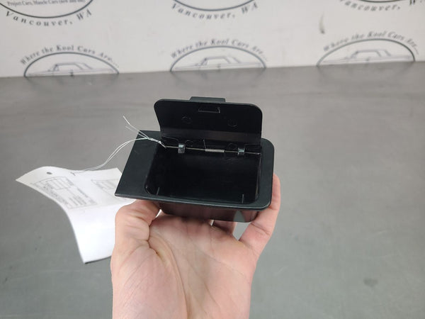 1997-04 C5 Corvette Center Dash Ash Tray Insert - OEM0