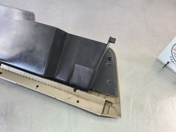 2005-07 Ford F250 Passenger Side Dash Glovebox Compartment Door Assembly, Tan15