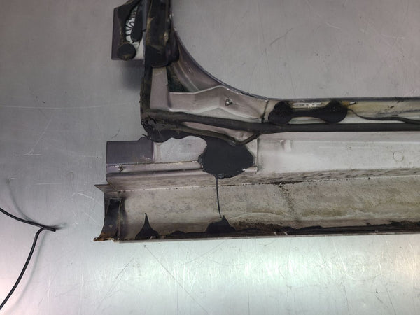 1997-04 C5 Corvette Right Side Rocker Aperture Panel Moulding, Purple Pearl 95U22