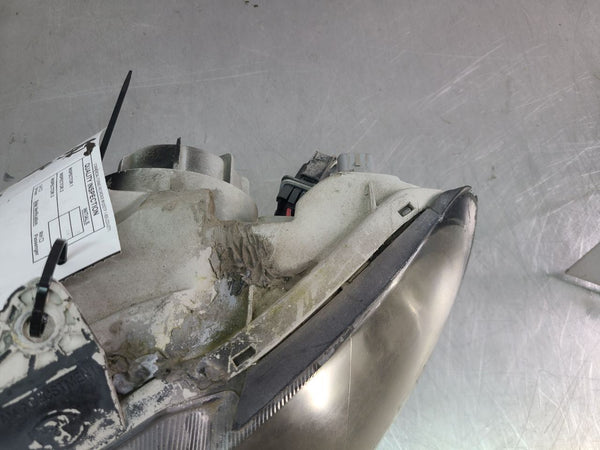 2004-06 GTO Drivers Side LH Front Headlight Assembly, Foggy, Tab/Housing Damage!4