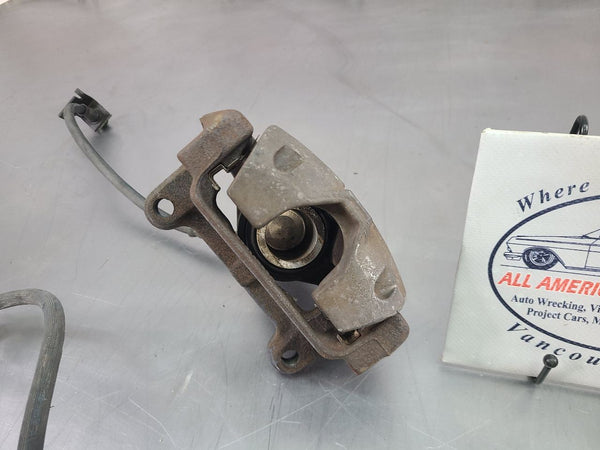 1997-04 C5 Corvette Base Brake Caliper Complete Set w/ Brackets - OEM7