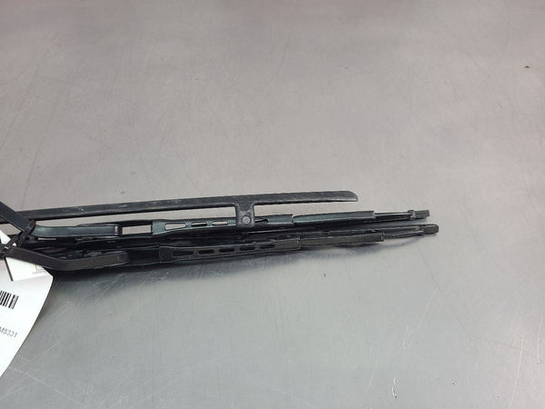 2005-13 C6 Corvette Front Windshield Wiper Arm Pair, Left / Right - OEM4