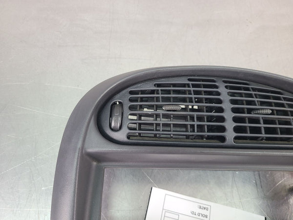 1997-02 Plymouth Prowler Center Dash Radio Bezel Trim w/ Center Vent Assembly1