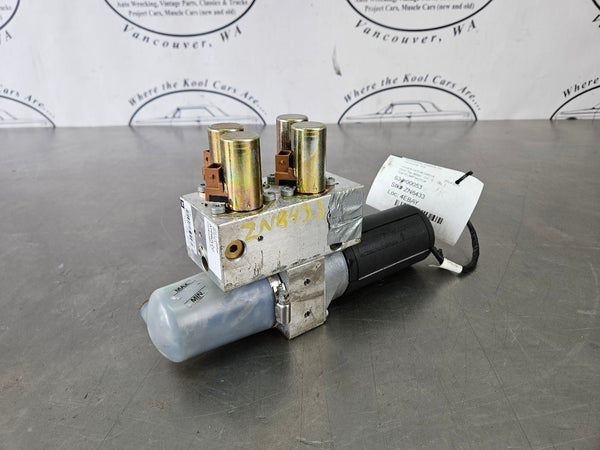 2003-06 Chevy SSR Convertible Top Hydraulic Pump Motor Assembly - OEM1