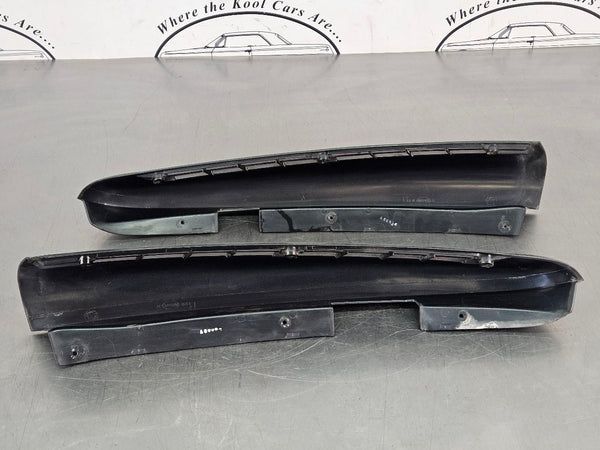 1993 Chevy Suburban Rear D-Pillar Vent Trim Panel Pair, LH / RH - OEM10