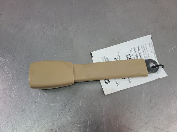2000-04 C5 Corvette Seat Belt Buckle, Tan / Oak, Right Passenger Side RH - OEM4