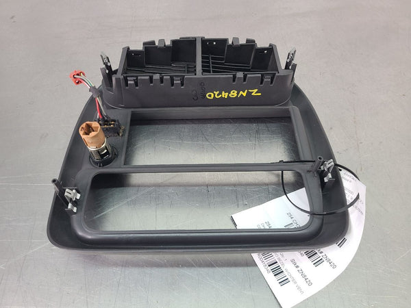 1997-02 Plymouth Prowler Center Dash Radio Bezel Trim w/ Center Vent Assembly11