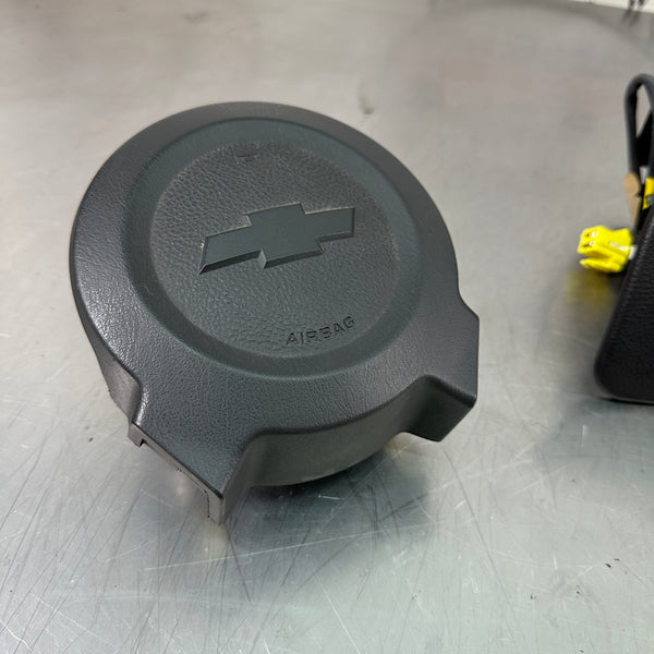 2004-06 Chevy SSR Safety Restraint System (SRS) Kit, Airbags, Control Module, Seat Belt Retractors - OEM
