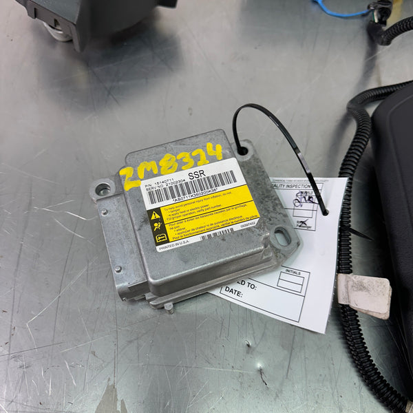 2004-06 Chevy SSR Safety Restraint System (SRS) Kit, Airbags, Control Module, Seat Belt Retractors - OEM