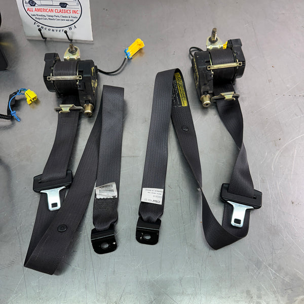 2004-06 Chevy SSR Safety Restraint System (SRS) Kit, Airbags, Control Module, Seat Belt Retractors - OEM