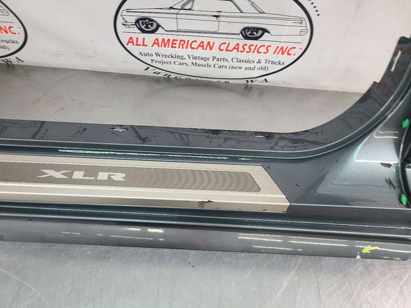2004-09 XLR Right Passenger Side Rocker / Aperture Panel Moulding, Gray6