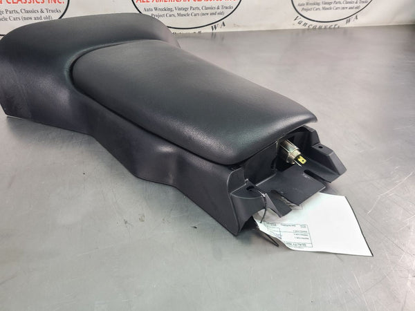 1997-04 C5 Corvette Center Floor Console Assembly w/ Lid, Black8