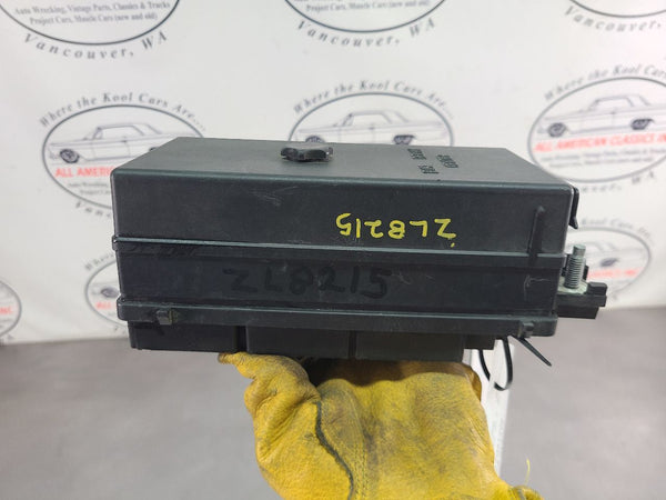 1999 C5 Corvette 5.7L LS1, 6-Speed, Engine Bay Fuse Box Assembly - OEM3