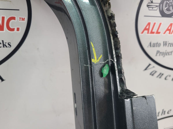 2004-09 XLR Right Passenger Side Rocker / Aperture Panel Moulding, Gray9