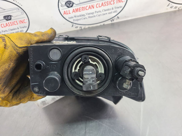 2005-13 C6 Corvette Passenger Right Front Fog Light / Park Lamp, #25942592 - OEM7