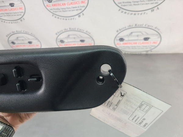 1997-04 C5 Corvette RH Right Side Sport Seat Control Switch w/ Bezel Trim - OEM4