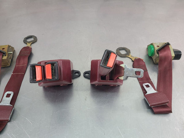 1988-94 GMC Chevy Truck Extended Cab Rear Seat Belt Set, Red - OEM5