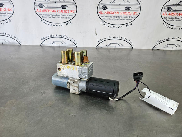 2003-06 Chevy SSR Convertible Top Hydraulic Pump Motor Assembly - OEM0