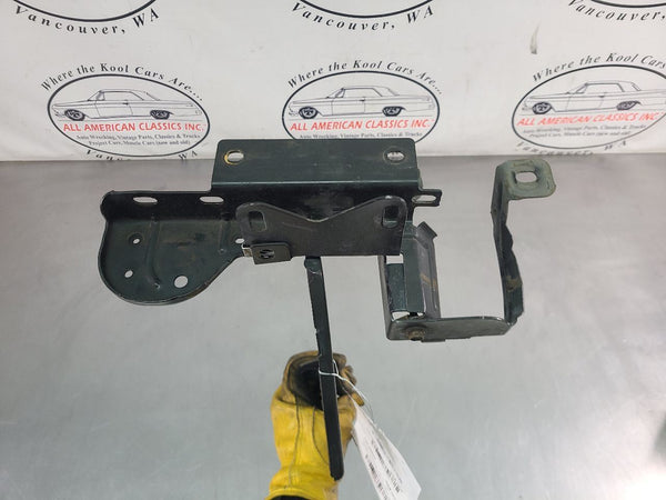 1991-96 Chevy Caprice, Impala SS, Center Radiator Support w/ Latch Bracket - OEM4