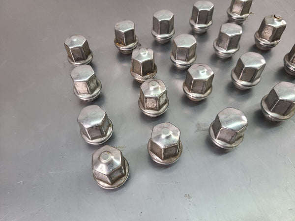 2014-17 Chevy Caprice SS Sedan, OEM Wheel Lug Nuts, Complete Set of 205