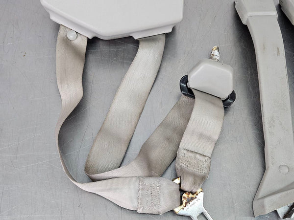 1992-99 Chevy Suburban Front Bucket Seat, Seat Belt Retractor and Buckle Set5