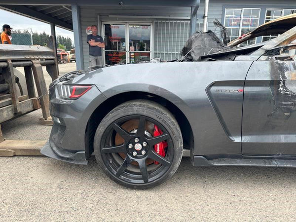 2019 Mustang GT350R Carbon Wheel Conical Complete Lug Nut Set of 20, 8k Miles16