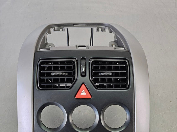 2004-06 GTO Center Dash / Radio Bezel Trim Plate, Front Dash w/ AC Vents - OEM6